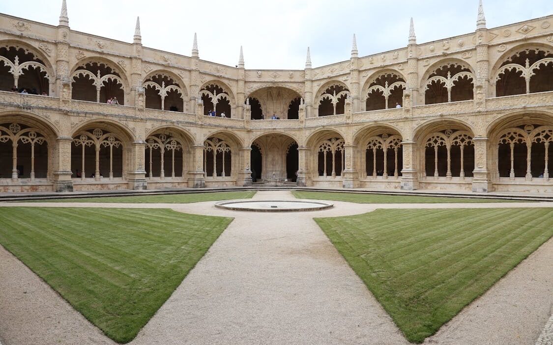 jeronimos monastery lisbon  courtyard